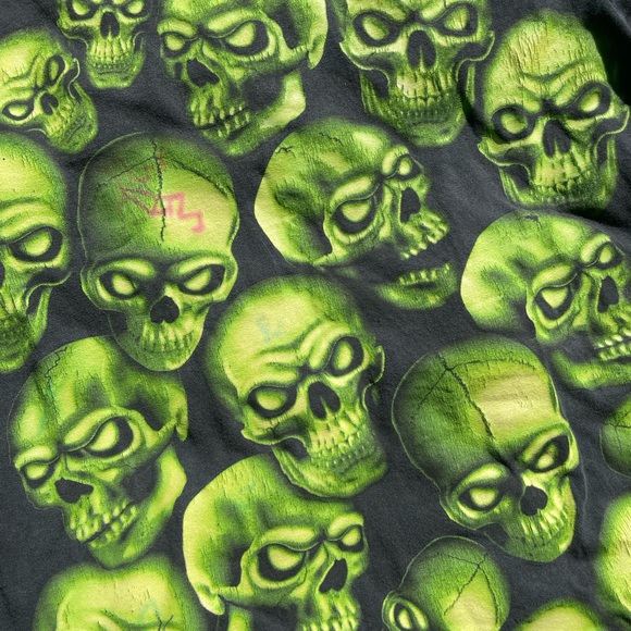 Y2k Vintage Iconic Green Skulls AOP Single Sided Most Tag Large Streetwear Grail - Picture 2 of 8